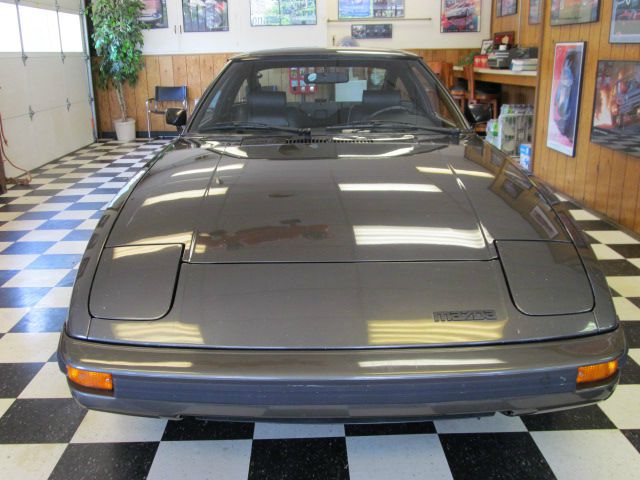 1983 Mazda RX-7 GT Premium