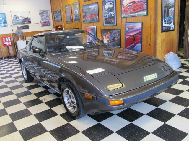 1983 Mazda RX-7 GT Premium