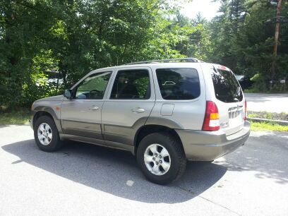 2001 Mazda Tribute LS Truck