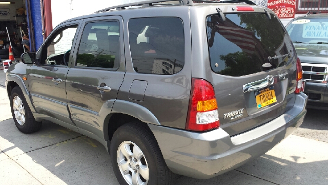 2002 Mazda Tribute LS Truck