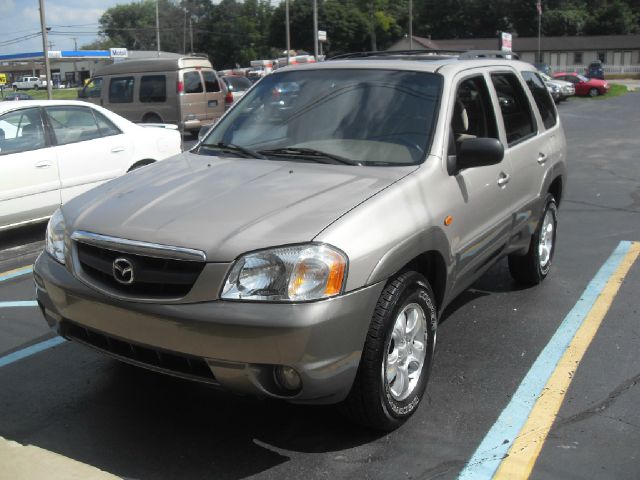 2002 Mazda Tribute SE Pickup 4D 5 1/2 Ft