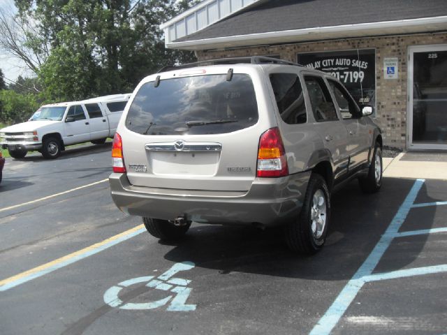 2002 Mazda Tribute SE Pickup 4D 5 1/2 Ft