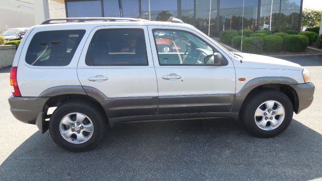 2003 Mazda Tribute LW2