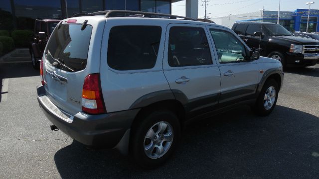 2003 Mazda Tribute LW2