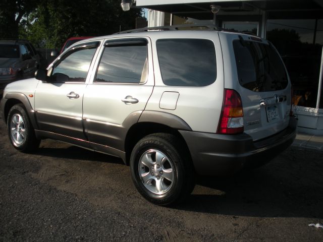 2003 Mazda Tribute LS Truck