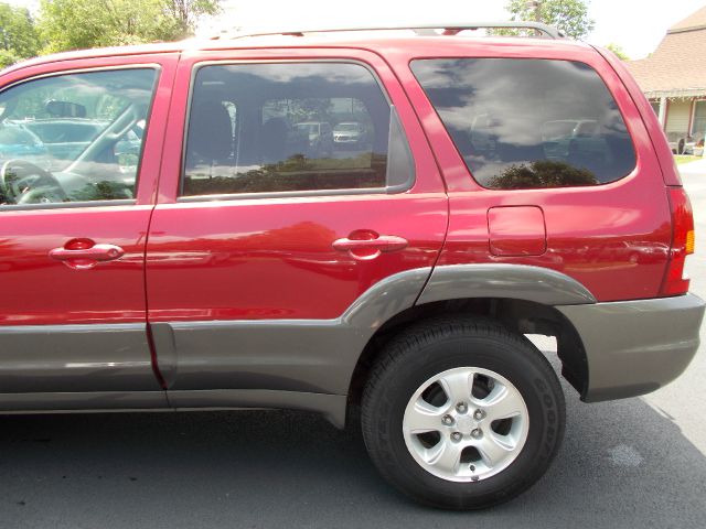 2003 Mazda Tribute LS Truck