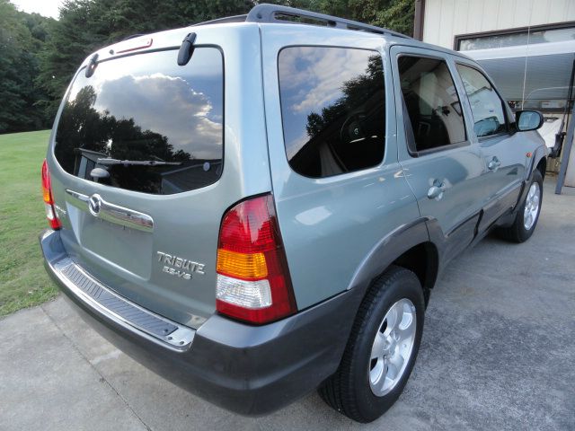 2003 Mazda Tribute LW2