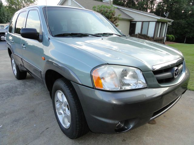 2003 Mazda Tribute LW2