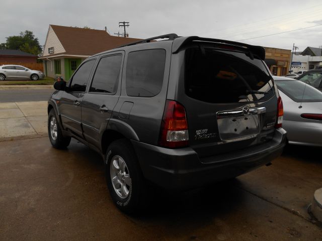 2003 Mazda Tribute LW2