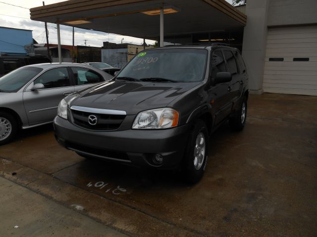 2003 Mazda Tribute LW2