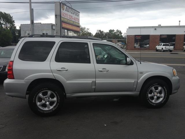 2005 Mazda Tribute XR