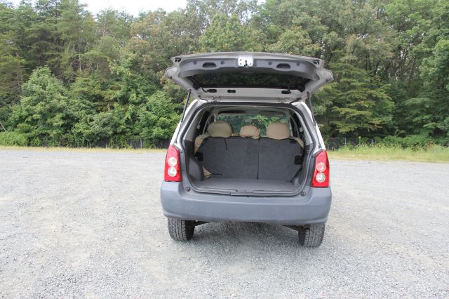 2005 Mazda Tribute Showtruck