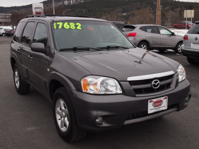 2005 Mazda Tribute XR