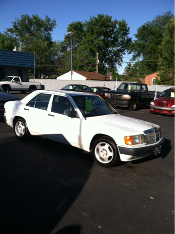 1991 Mercedes-Benz 190 3.5 EX-L W/navi