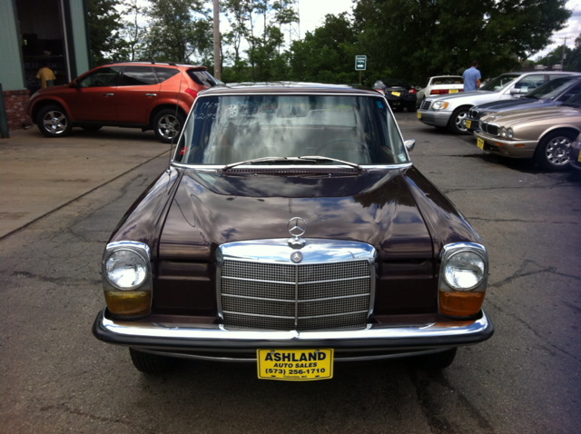 1969 Mercedes-Benz 240 LT AWD 3K