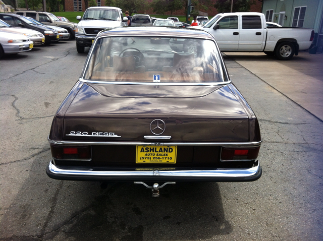 1969 Mercedes-Benz 240 LT AWD 3K