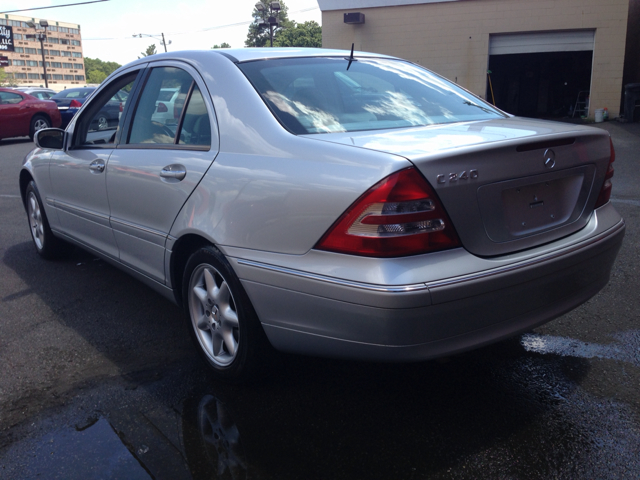 2002 Mercedes-Benz 240 Sport 4x4