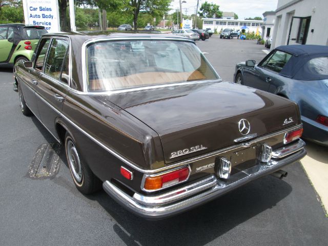 1973 Mercedes-Benz 280 Journey W/nav