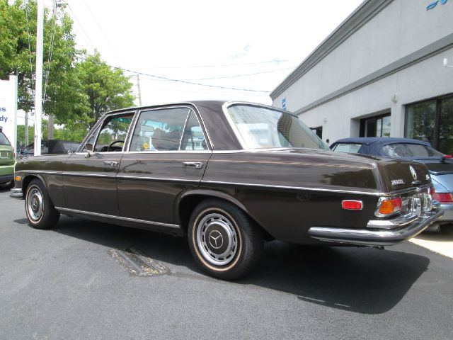 1973 Mercedes-Benz 280 Journey W/nav