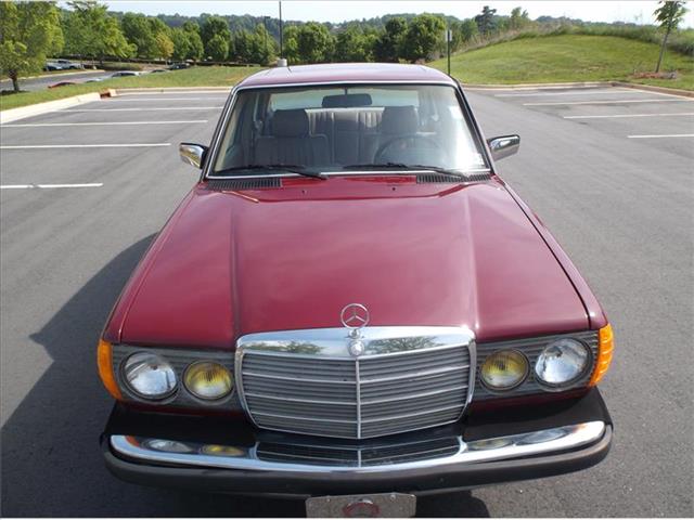 1985 Mercedes-Benz 300-Class R/T HEMI