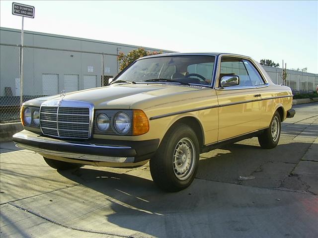 1980 Mercedes-Benz 300 Yenko Clone