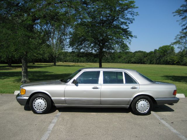 1987 Mercedes-Benz 300 E350 AMG Sport PKG NAV