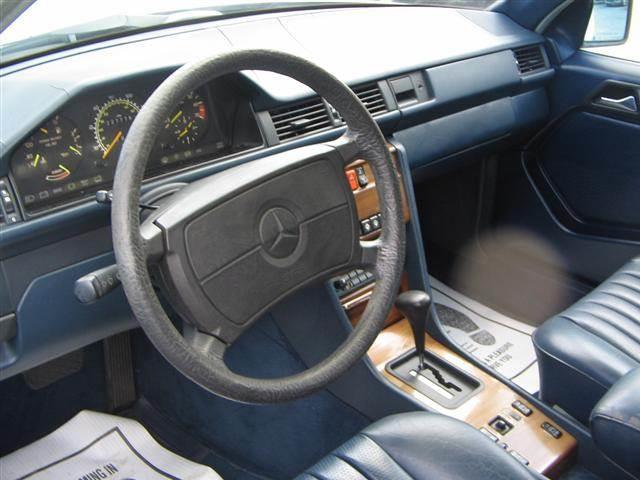 1988 Mercedes-Benz 300 4dr 2WD Ultimate