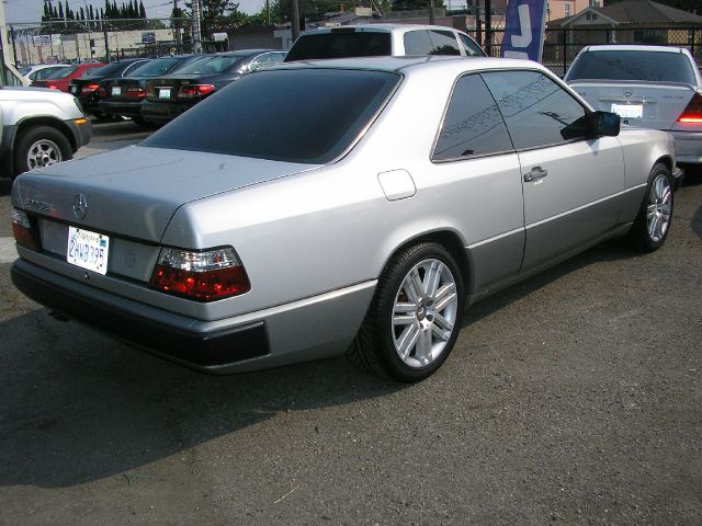 1988 Mercedes-Benz 300 SEL Sport Utility 4D