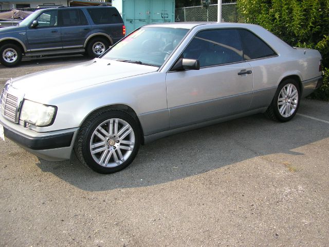 1988 Mercedes-Benz 300 SEL Sport Utility 4D