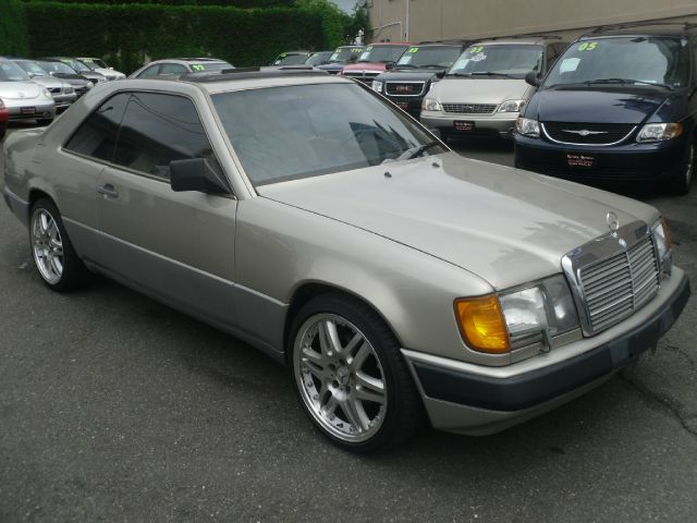 1988 Mercedes-Benz 300 SEL Sport Utility 4D