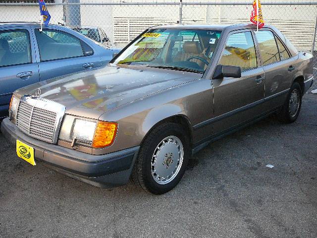 1989 Mercedes-Benz 300 XLS