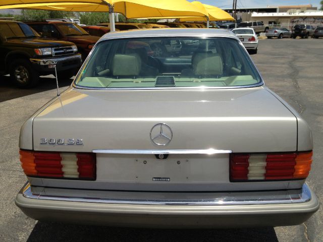 1991 Mercedes-Benz 300 Unknown