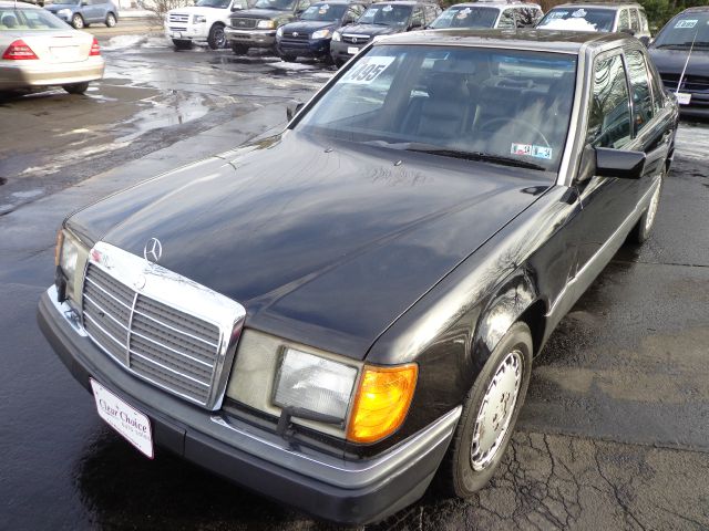 1993 Mercedes-Benz 300 XLT 4D Utility