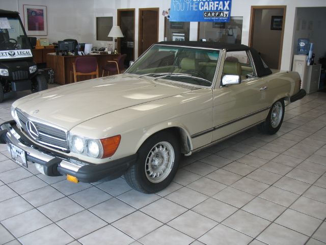 1981 Mercedes-Benz 380 Regular Cab 4-wheel Drive Work Truck