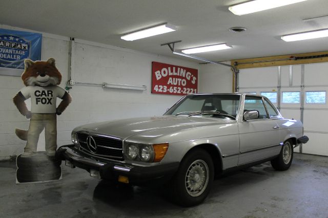 1983 Mercedes-Benz 380 Regular Cab 4-wheel Drive Work Truck