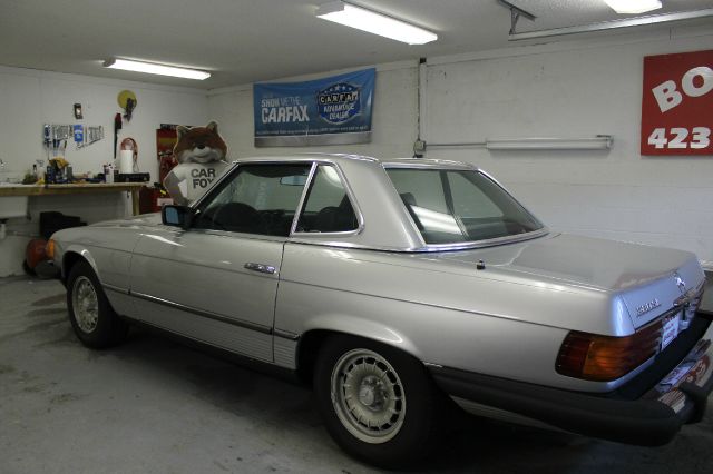 1983 Mercedes-Benz 380 Regular Cab 4-wheel Drive Work Truck