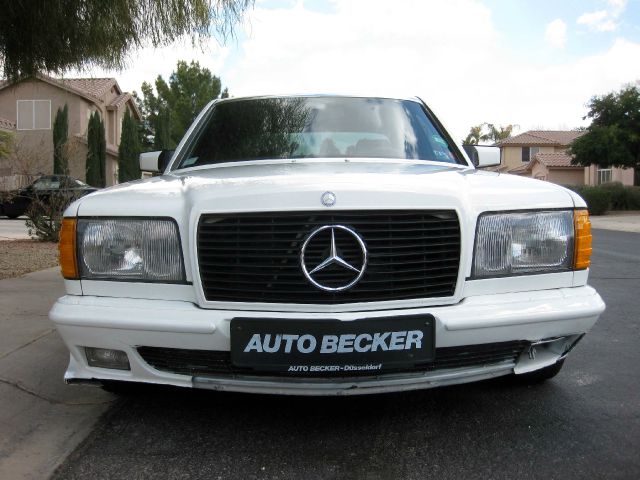 1984 Mercedes-Benz 380 2DR 3.8 GRD TOUR AT