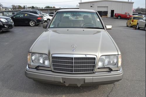 1995 Mercedes-Benz 400 Unknown