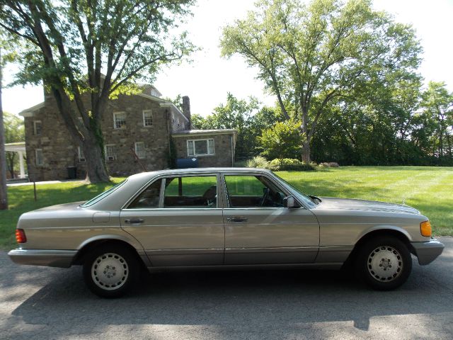 1987 Mercedes-Benz 420 5XT