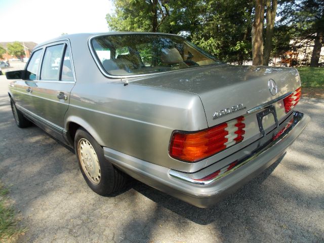 1987 Mercedes-Benz 420 5XT