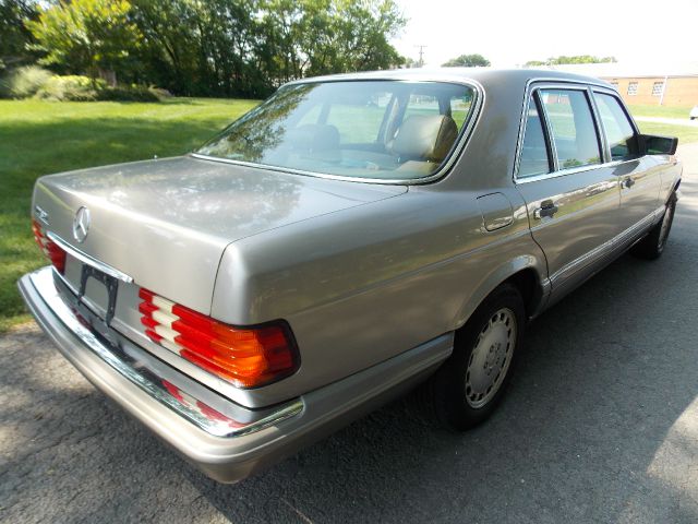 1987 Mercedes-Benz 420 5XT