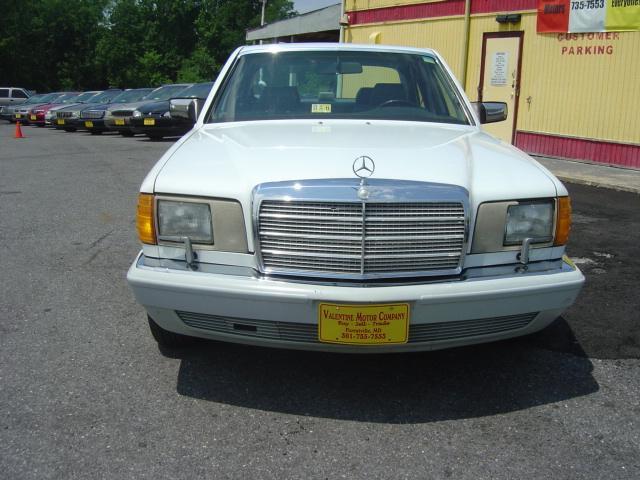 1990 Mercedes-Benz 420 300 Wagon 4D