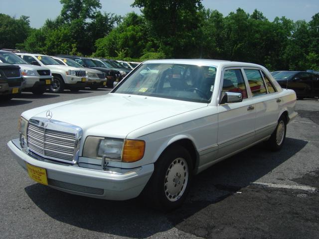 1990 Mercedes-Benz 420 300 Wagon 4D