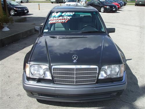 1994 Mercedes-Benz 500 2005 Ford EDGE