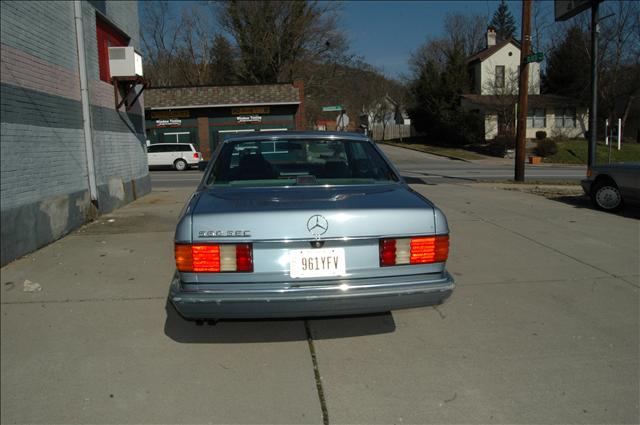 1986 Mercedes-Benz 560 Unknown