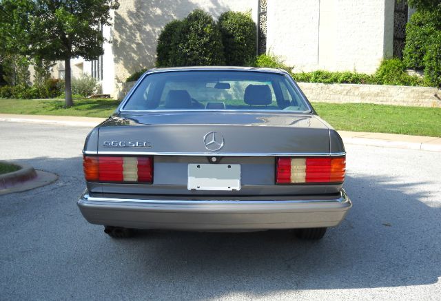 1986 Mercedes-Benz 560 Hemi-c