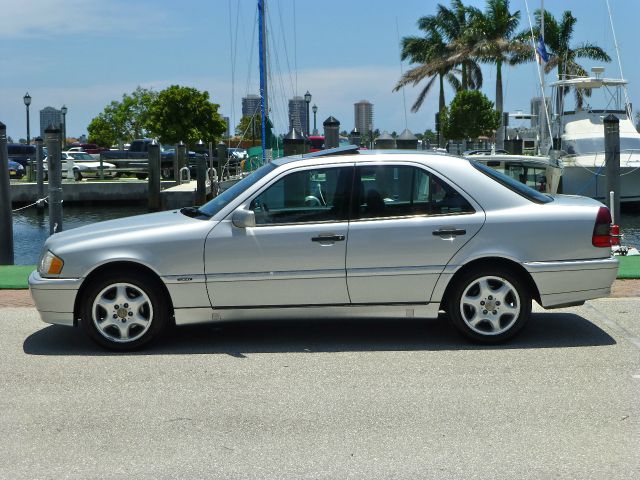 2000 Mercedes-Benz C-Class 3.5rl Nav.+premium Pkg