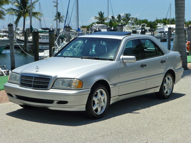 2000 Mercedes-Benz C-Class 3.5rl Nav.+premium Pkg