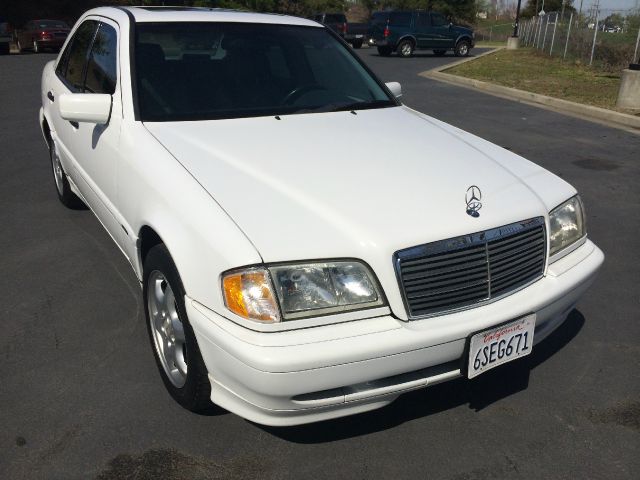 2000 Mercedes-Benz C-Class 3.5rl Nav.+premium Pkg