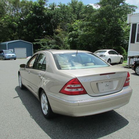 2001 Mercedes-Benz C-Class Series 4